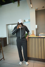 AURAUP TRACK JACKET (BLACK)